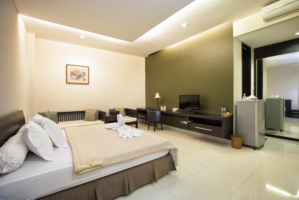 Inkuta And Seminyak (Bali)